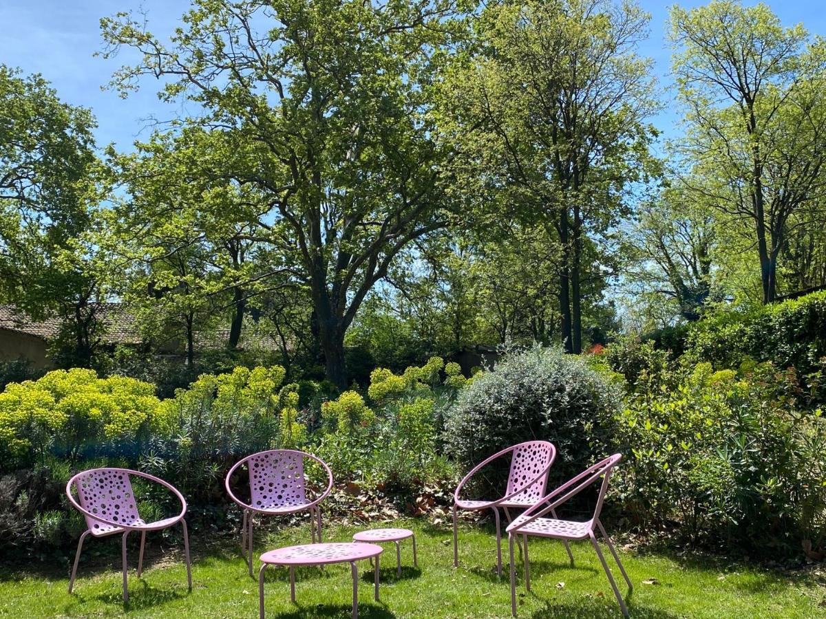 Bed and Breakfast Ermitage Notre Dame De Vacquieres Noves Exterior foto