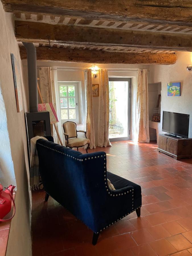Bed and Breakfast Ermitage Notre Dame De Vacquieres Noves Exterior foto